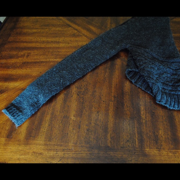 Grey Aeropostale Sweater - Picture 4 of 4