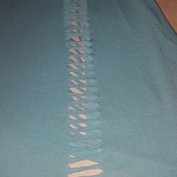 Teal Ripped Shredded Hi Low Tank. SMALL - Picture 2 of 4