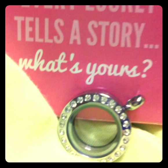 Origami owl locket