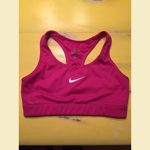 Nike Pro Sports Bra