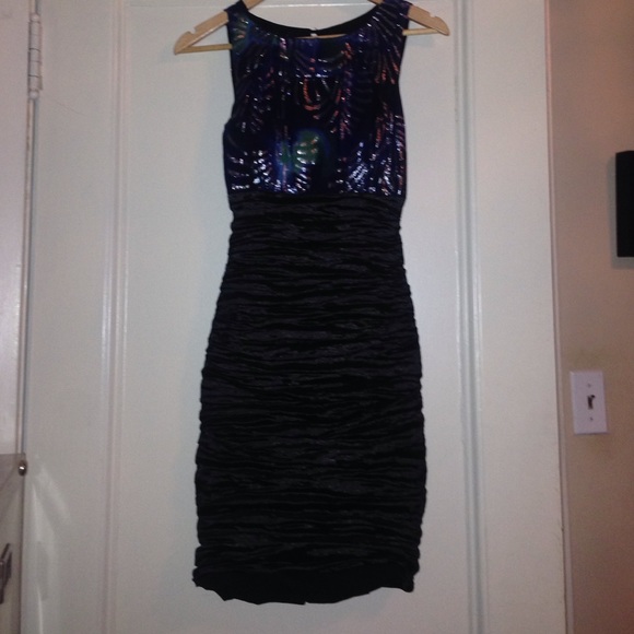 Nicole Miller evening dress - Picture 1 of 4