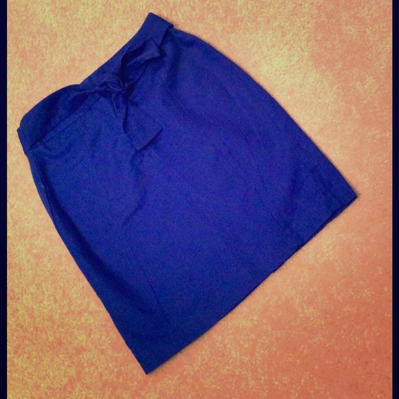 NWT -With tags straight fit skirt Banana Republic