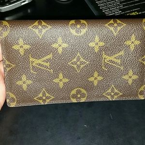 ✔SOLD✔  LV Checkbook cover never used