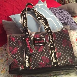 Betseyville Purse