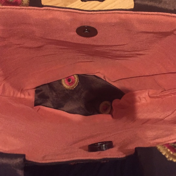 Handbag - Picture 3 of 3