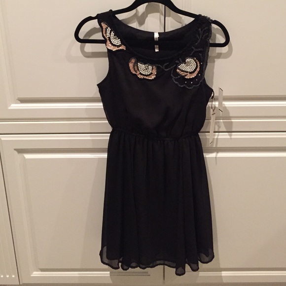 Willow & Clay dress sz xs NWT