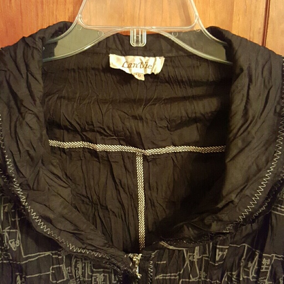 Boho beautiful crinkle top euc - Picture 2 of 4