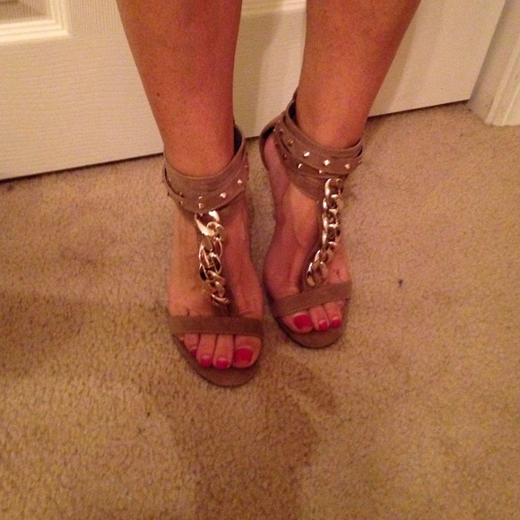 Giusseppe zanotti inspired.
