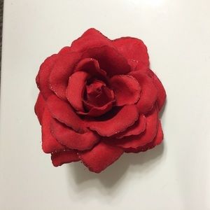 Pin-up Girl Rose Hair Clip