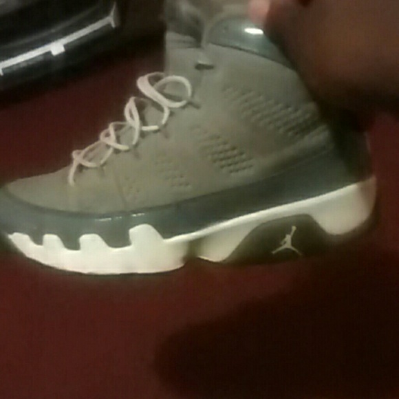Cool grey 9s