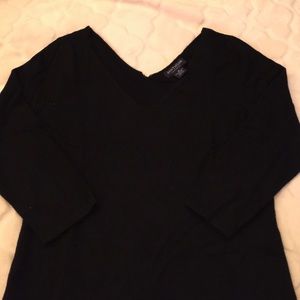 Black cashmere v neck sweater