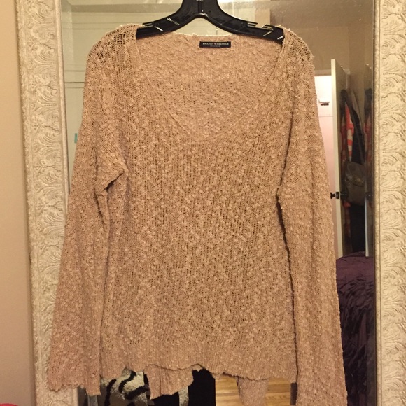 Brandy Melville sweater