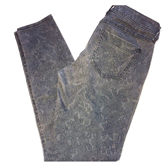 Elle lace print denim
