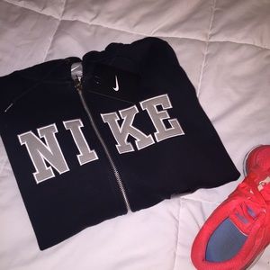 NWT nike zip-up hoodie!