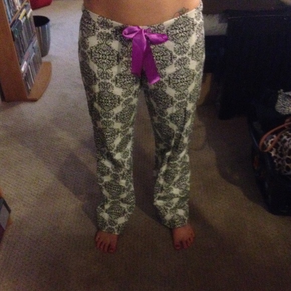 Leslieville cotton pajama pant w/ silk drawstring - Picture 2 of 4