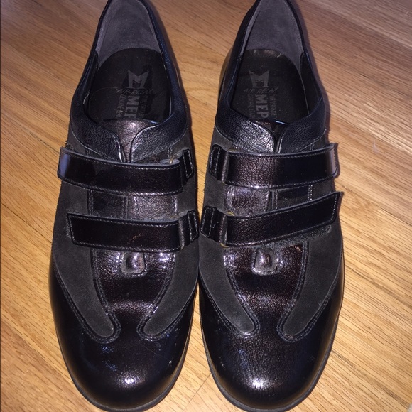 Mephisto shiny black and suede strap shoe size 8