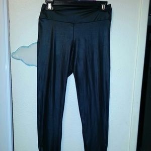 Black Leather wet look leggings Sz.med/large / x-L
