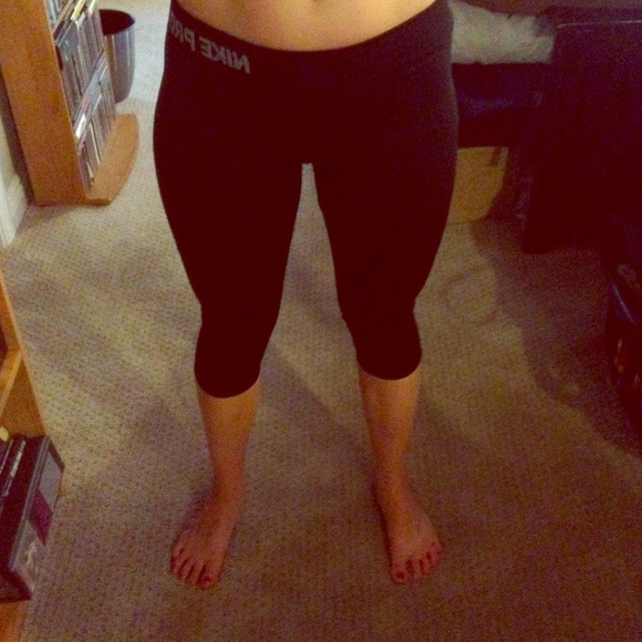 Nike pro spandex Capris