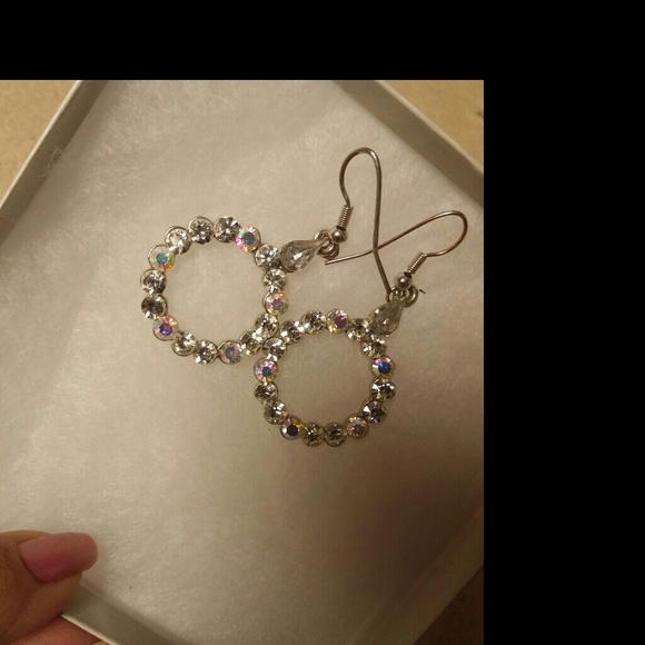 Jewelry Set - Picture 4 of 4