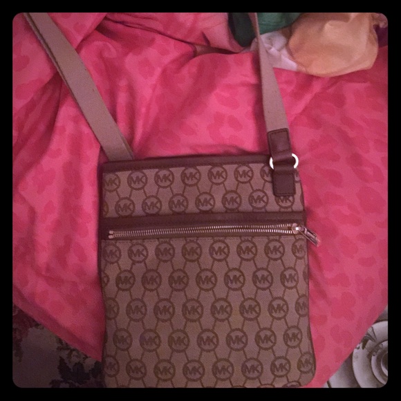 Michael Kors Crossbody