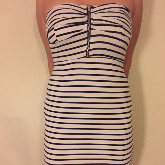 Strapless tight striped dress