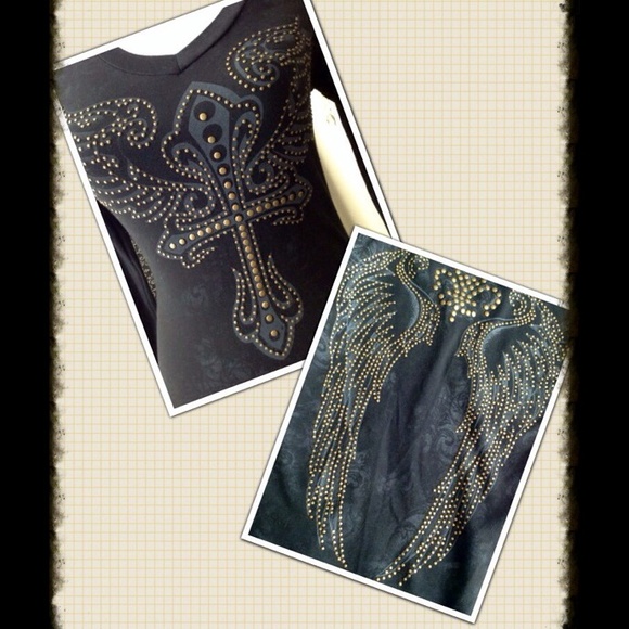 Black fitted top/dress with cross & angel wings - Picture 4 of 4