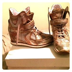 KENNETH COLE BRONZE SNEAKERWEDGE RUNNING SHOE SZ11