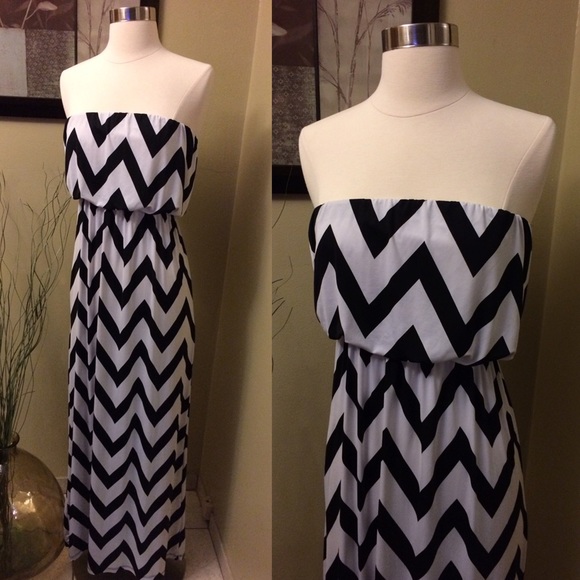 ❌SOLD❌Chevron Maxi Dress