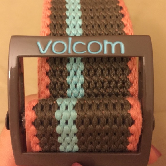 Brand new Volcom belt - Picture 2 of 3