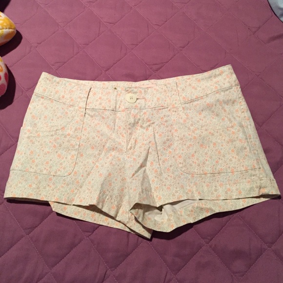 Mossimo flowered shorts