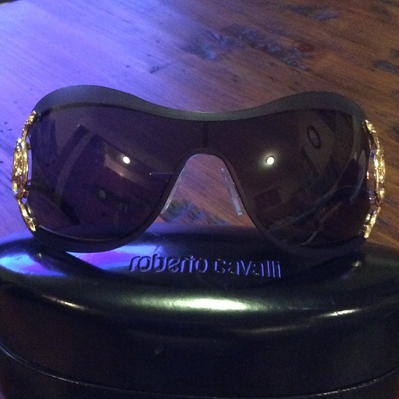 Authentic Roberto Cavalli sunglasses