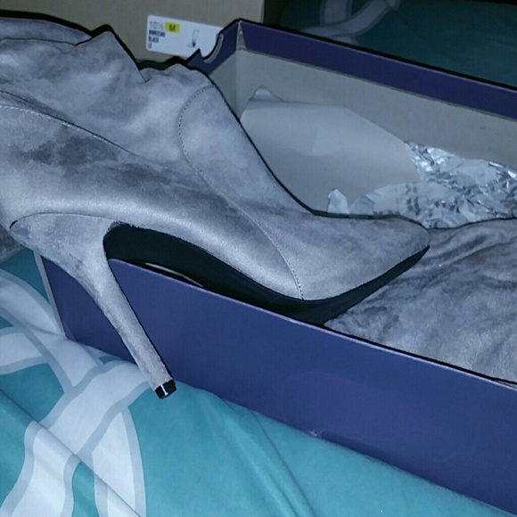 Slouch Suede - Picture 3 of 3