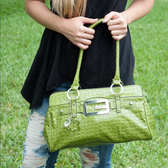Greens snake skin patent leather guess handbag