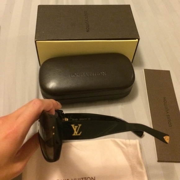 Authentic never worn Louis Vuitton sunglasses. main image 4