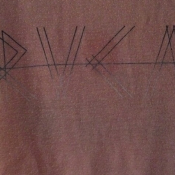 Pink RVCA top - Picture 3 of 4