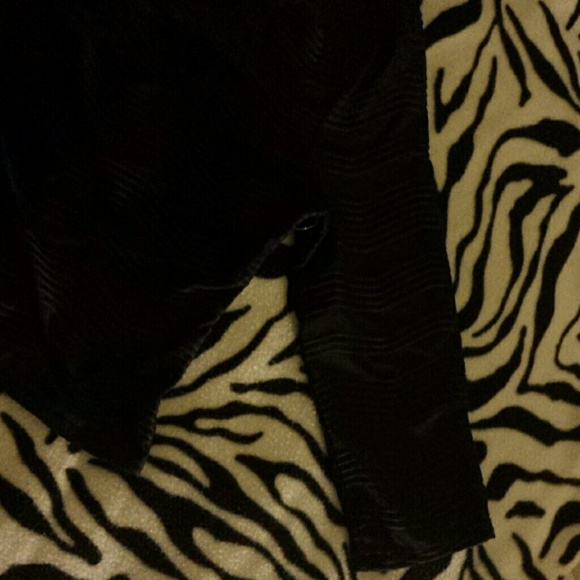 Crop top - Picture 3 of 3