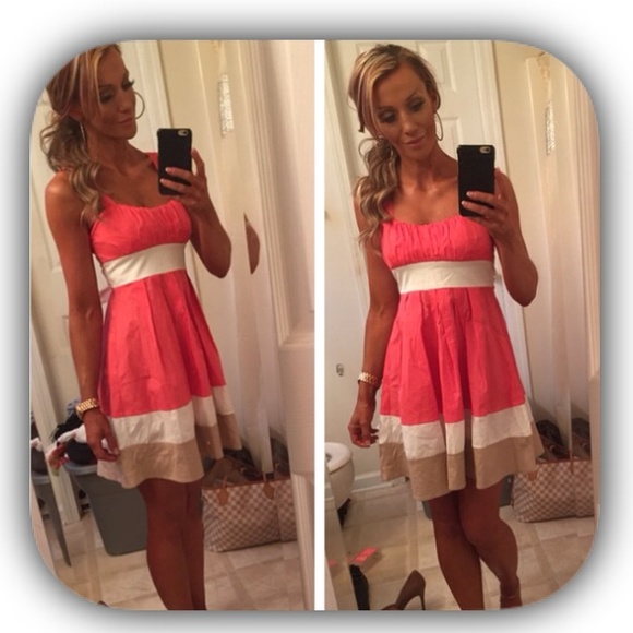 💖BRAND NEW ADORABLE Dress - Picture 2 of 4