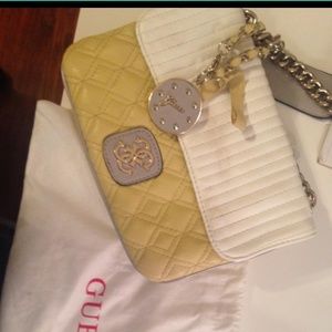Handbag guess