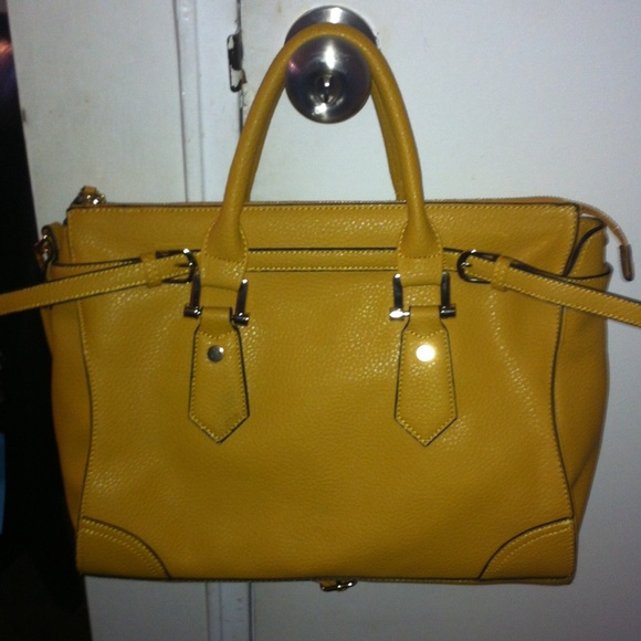 Mustard yellow satchel handbag w/ strap