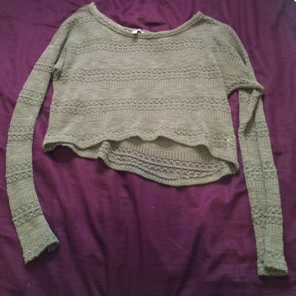 Cropped sweater
