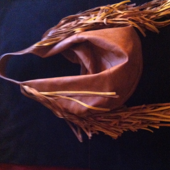 Hobo handbag with fringe
