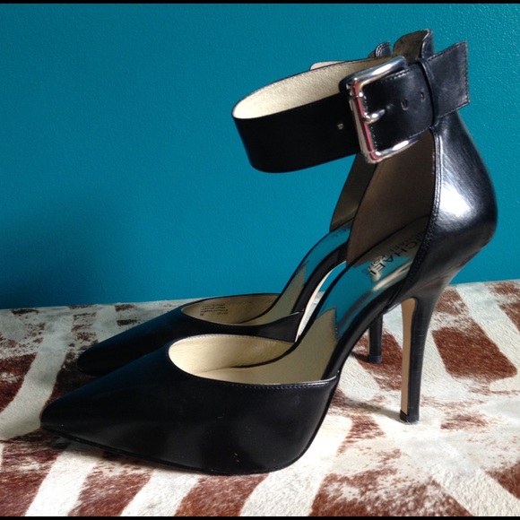 Michael Kors Brinkley ankle strip black heel