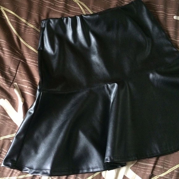 Charlotte Russe Dresses & Skirts - FLASH SALE💕Drop Waist Faux Leather Skirt💕