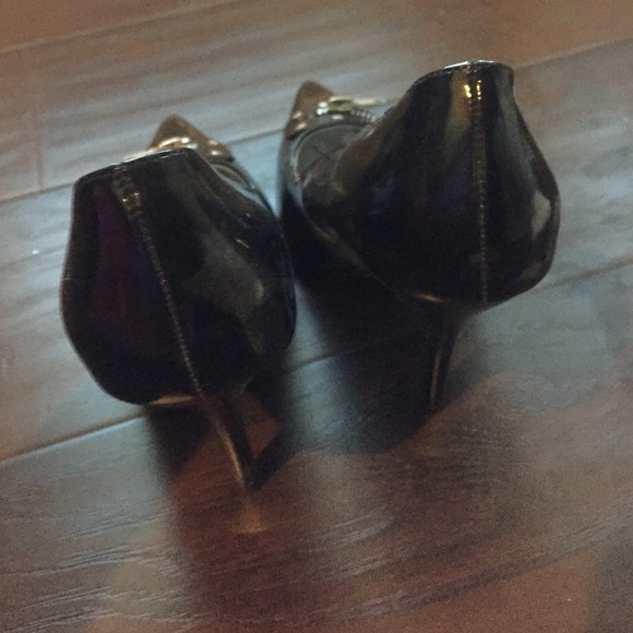 Low black pointed toe heels - Picture 4 of 4