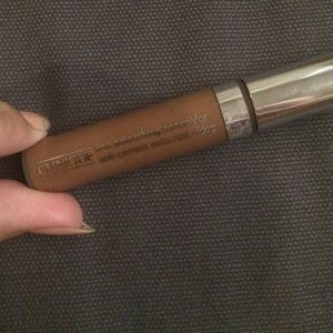 Clinique line smoothing concealer