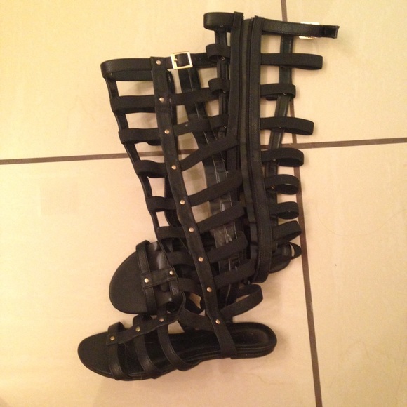 Black gladiator sandals