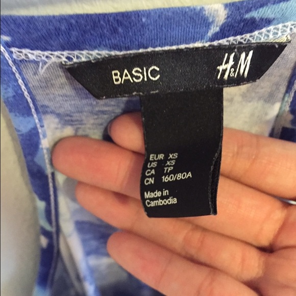 Basic H&M dress - Picture 2 of 2