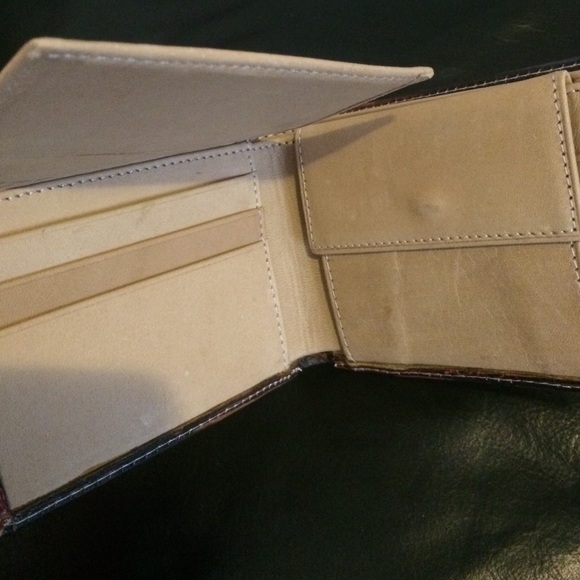 Wallet - Picture 2 of 3
