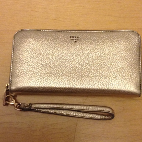 Fossil Handbags - Fossil Wristlet