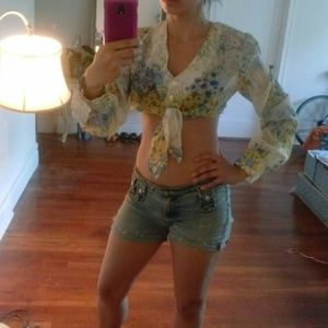 Vintage crop top